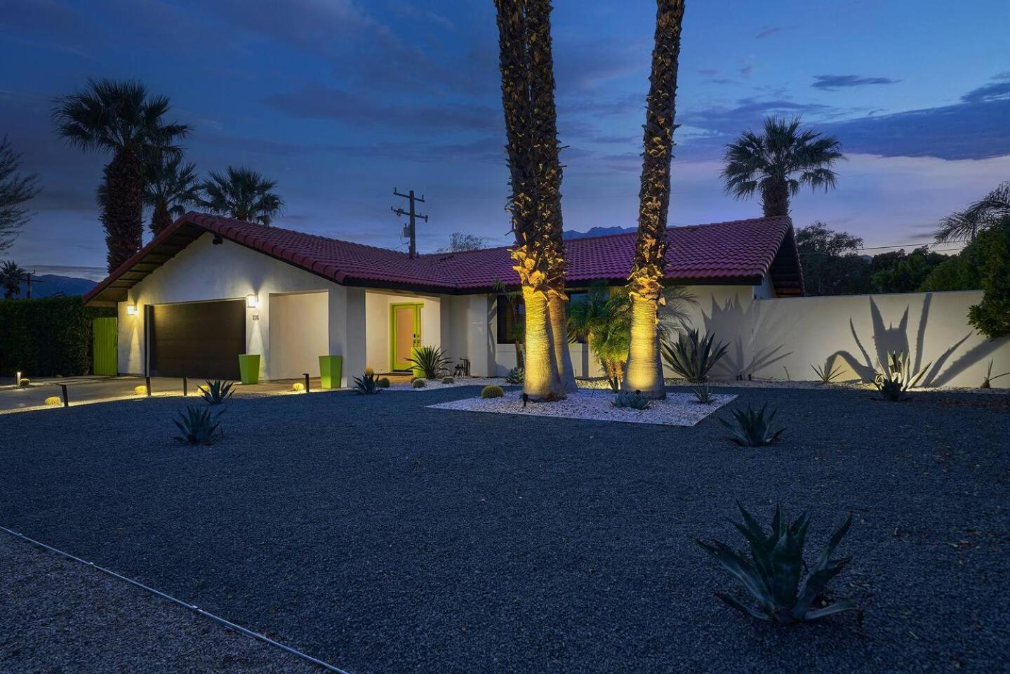 Pineapple Splash! Complete Privacy! Salt Pool! Palm Springs Exteriör bild